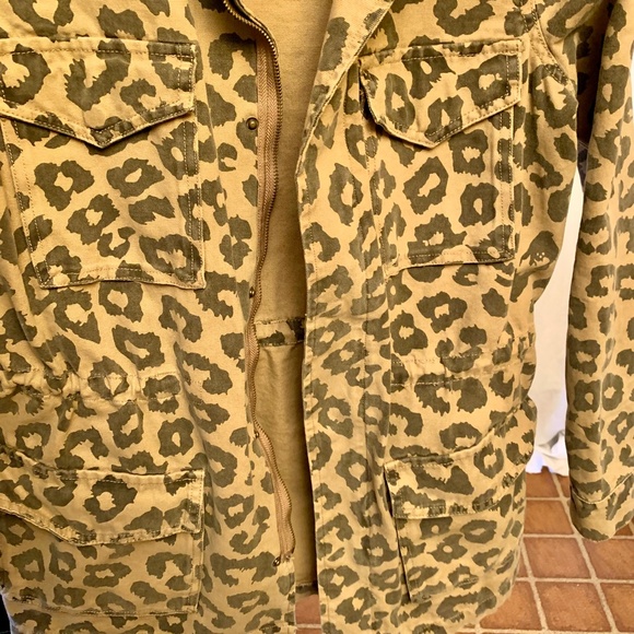 Forever 21 Canvas Leopard Print Utility Jacket Size Medium - Picture 9 of 9